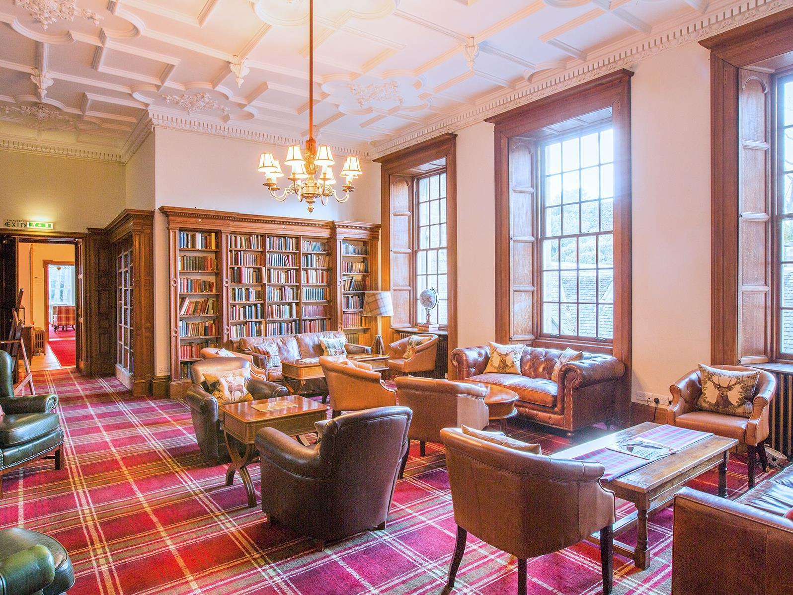 Carberry Tower Mansion House And Estate Hotel Масълбърг Екстериор снимка