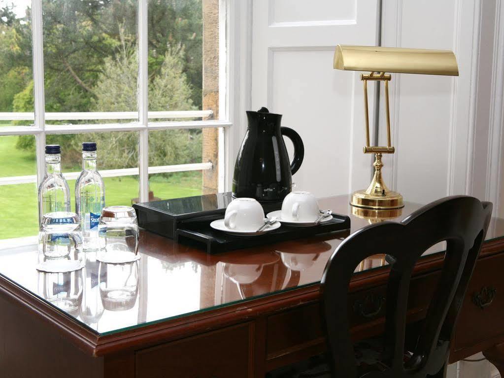 Carberry Tower Mansion House And Estate Hotel Масълбърг Екстериор снимка